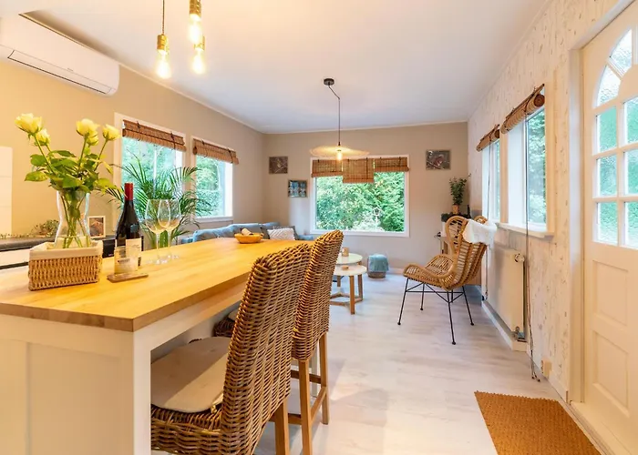 In Gelderland Near Woodlands *