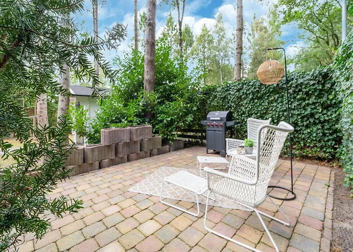 In Gelderland Near Woodlands * Hattemerbroek