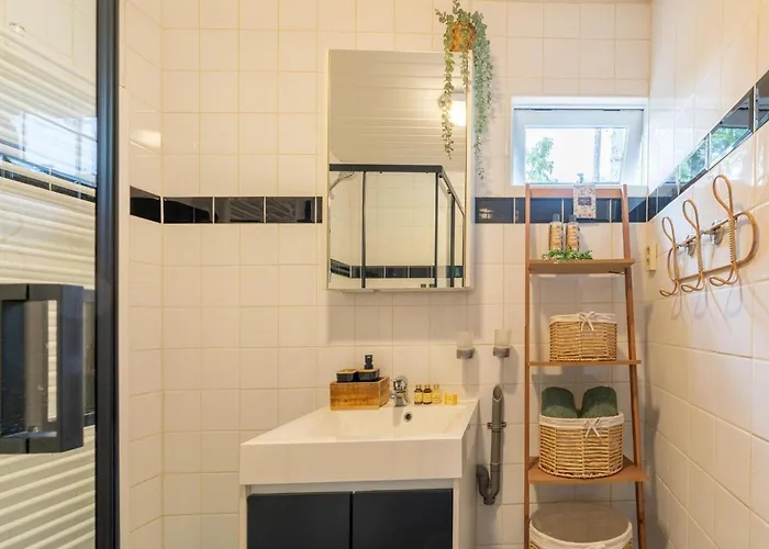 Nyaraló In Gelderland Near Woodlands